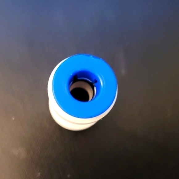 Whirlpool Water Tube  Connector/Union - 5/16 to 5/16 - Picture 4 of 4